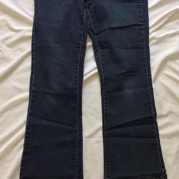 🔴𝗕𝗢𝗚𝗢🔴signature by levi curvy bootcut jeans - Picture 10 of 16